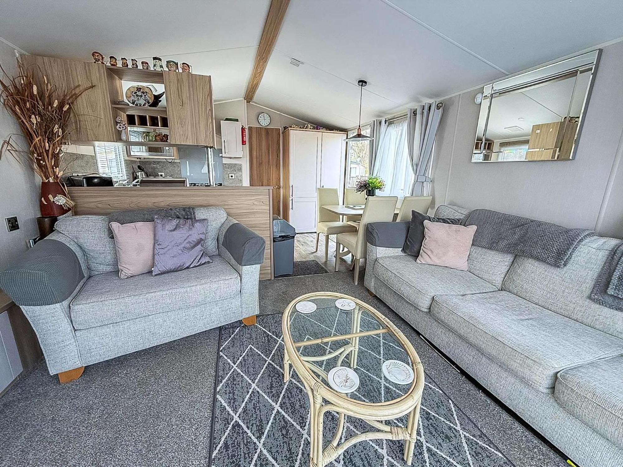 Beautiful Caravan For Hire With A Partial Sea View In Suffolk Ref 32042Az Lowestoft Εξωτερικό φωτογραφία